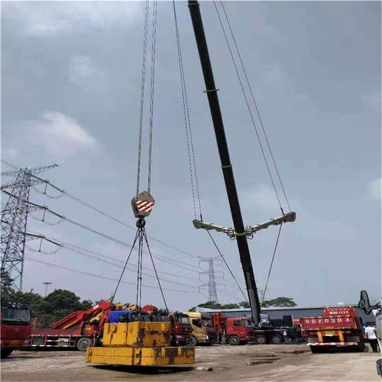 吉阳镇风电设备吊装